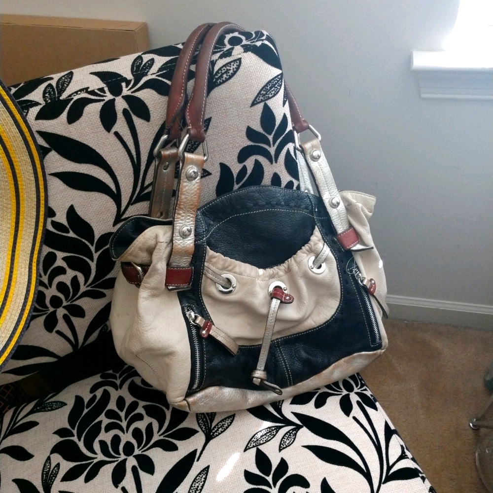 B Makowski handbag cream black and silver